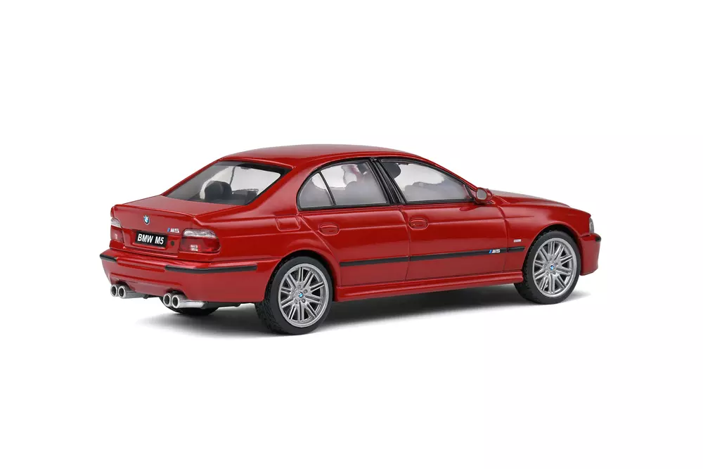 BMW  E39 M5 5.0 V8 32V – 2003