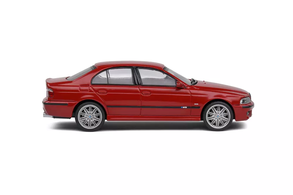 BMW  E39 M5 5.0 V8 32V – 2003