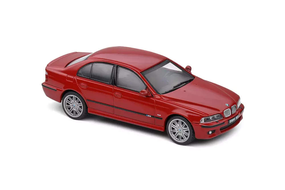 BMW  E39 M5 5.0 V8 32V – 2003