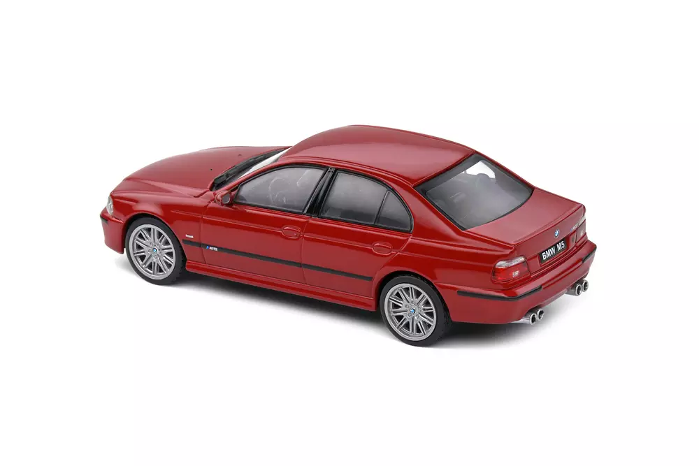 BMW  E39 M5 5.0 V8 32V – 2003