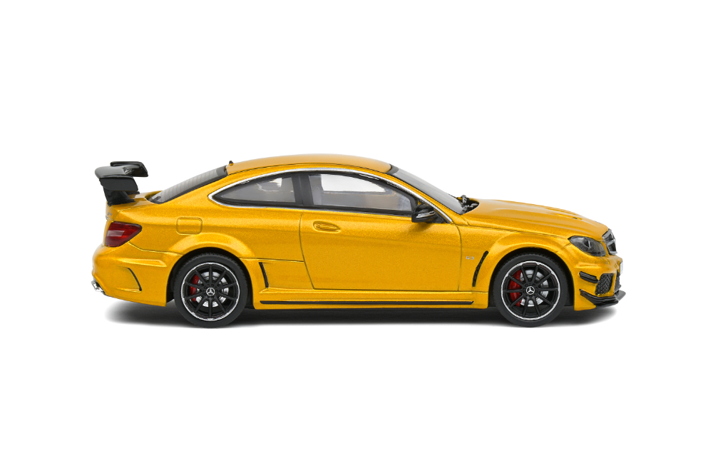 MERCEDES BENZ C63 AMG BLACK SERIES – 2012