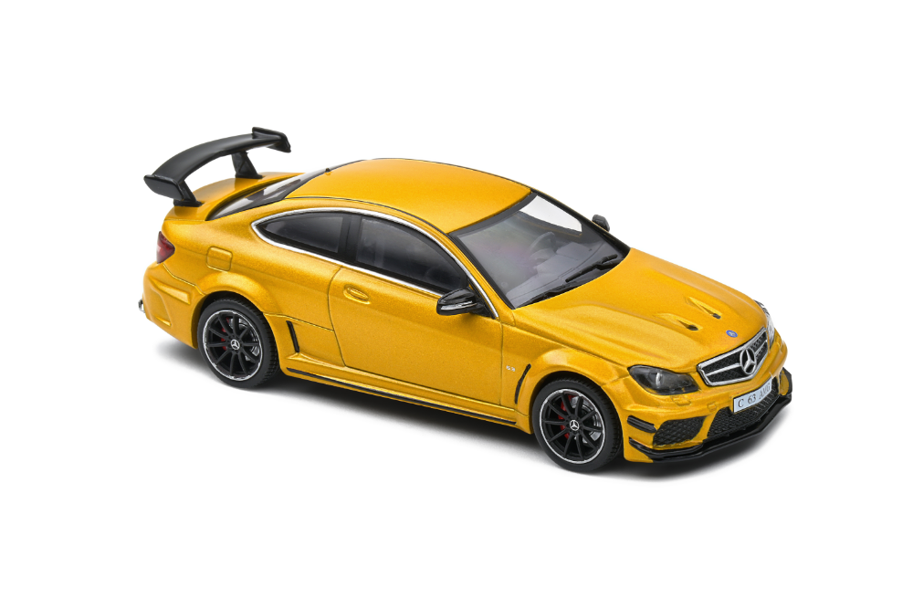 MERCEDES BENZ C63 AMG BLACK SERIES – 2012
