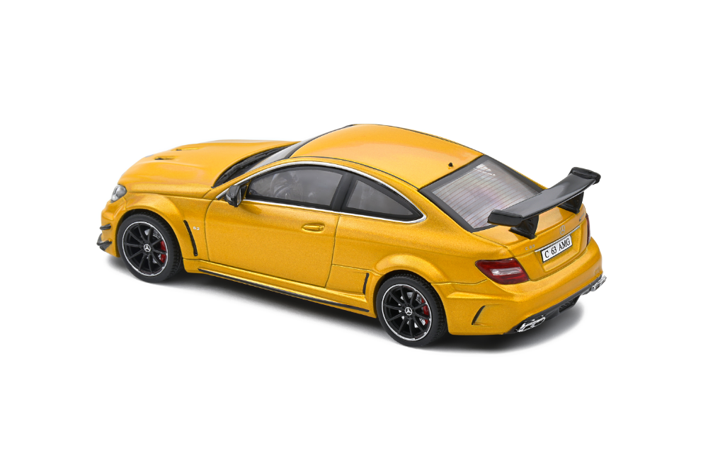 MERCEDES BENZ C63 AMG BLACK SERIES – 2012