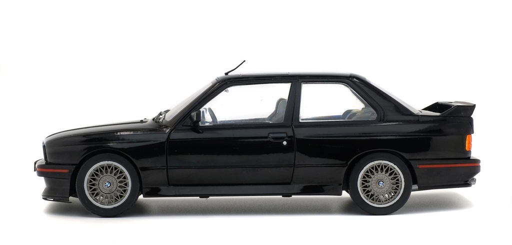 1:18 BMW E30 SPORT EVO BLACK - 1990