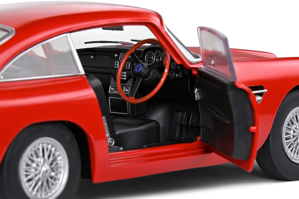ASTON MARTIN DB5 1964
