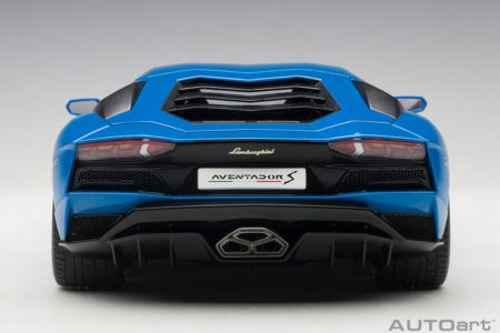 AUTOART LAMBORGHINI 1/18 AVENTADOR S 2017