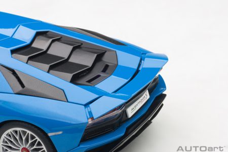 AUTOART LAMBORGHINI 1/18 AVENTADOR S 2017