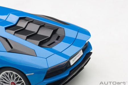 AUTOART LAMBORGHINI 1/18 AVENTADOR S 2017