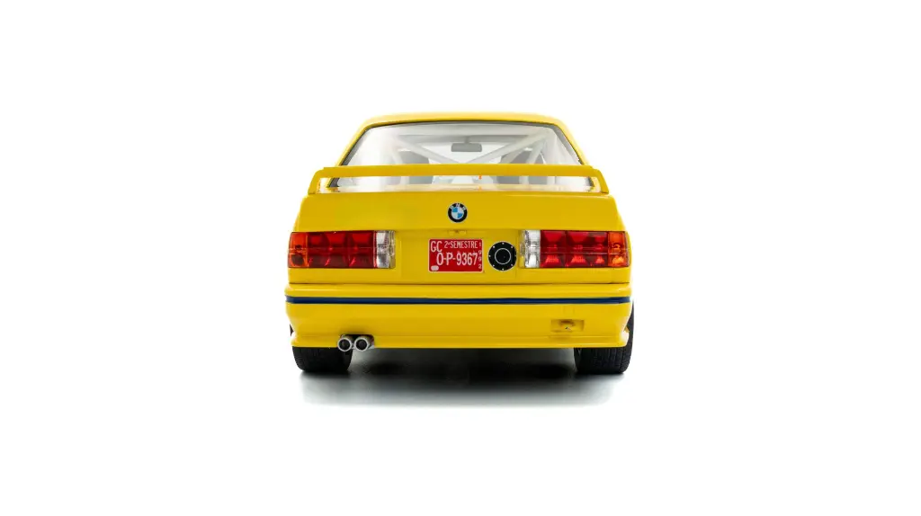 S1801528-R.webp