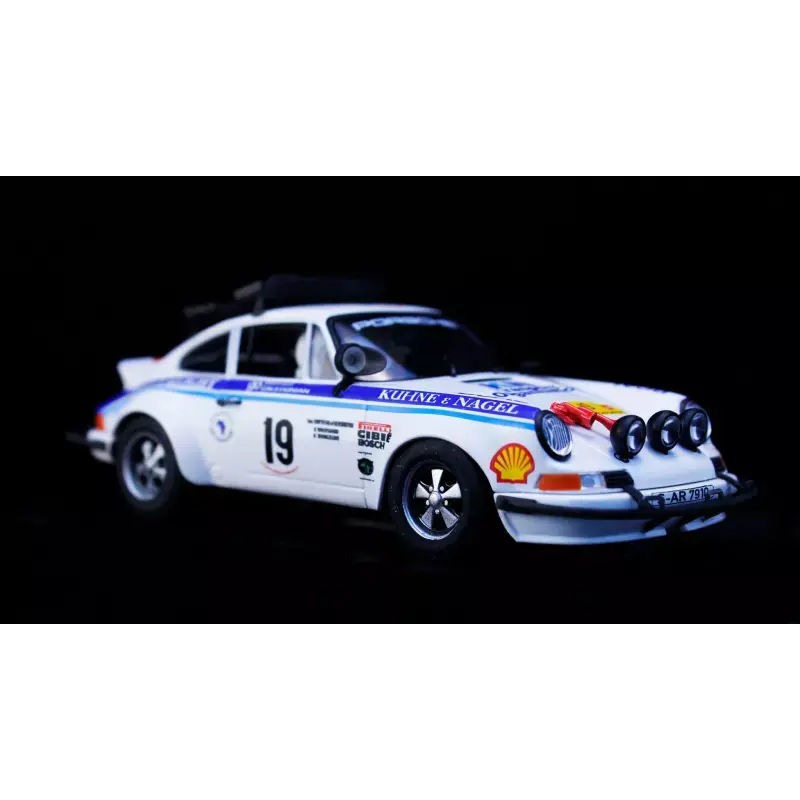 fly-a2020-porsche-911-east-african-safari-rally-1974 (1).webp