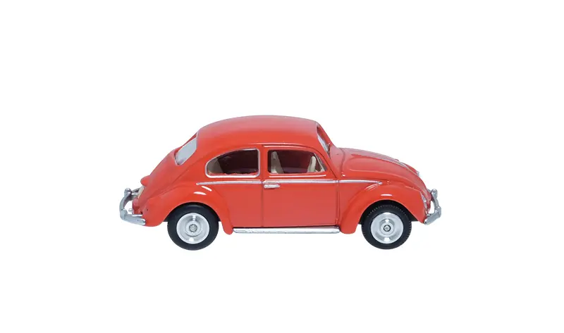voitures-miniatures-minialuxe-Volkswagen-Coccinelle-rouge-6.webp
