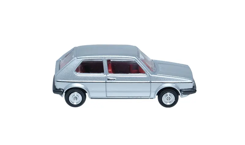 voitures-miniatures-minialuxe-Volkswagen-Golf-gris-6.webp
