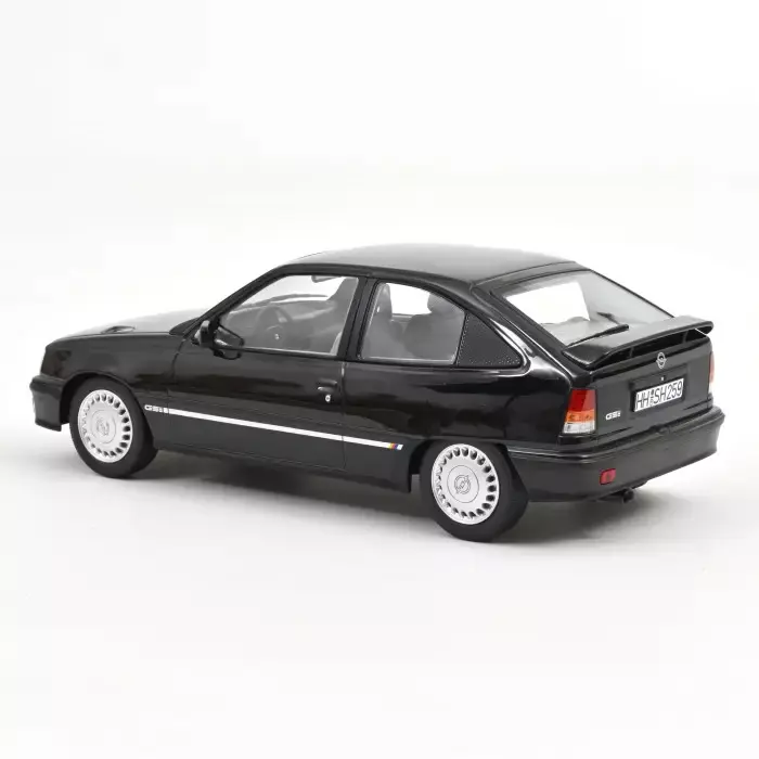 opel-kadett-gsi-1991-noir-metallise-helmut-schmidt-1-18 (3).webp