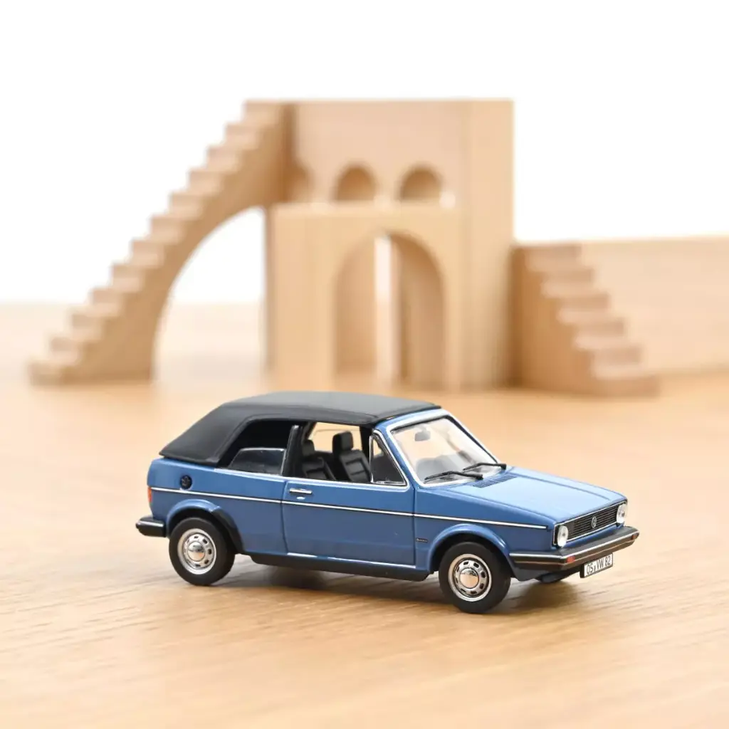 vw-golf-cabriolet-1981-bleu-monaco-1-43 (1).webp