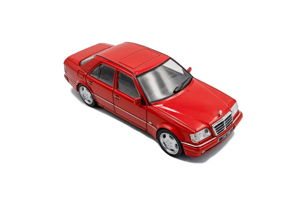 mercedes-benz-w124-e60-amg-signal-red-1994-08.webp