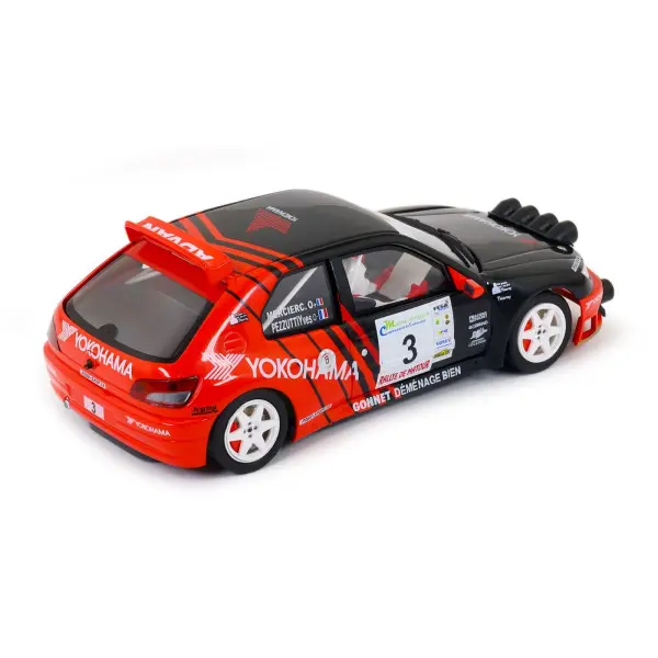 peugeot-306-maxi-2-yokohama (1).webp
