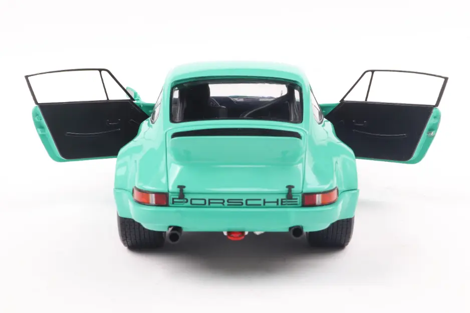s1810705-porsche-911-iroc-mint-green-1974-10.webp