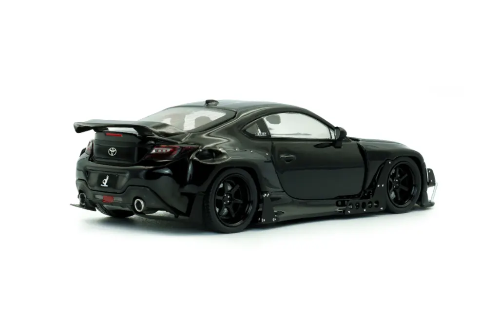 pandem-toyota-gr86-black-2022-04.webp