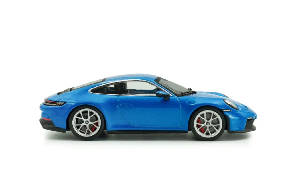 porsche-911-992-gt3-touring-south-sea-blue-metallic-2023-05.webp