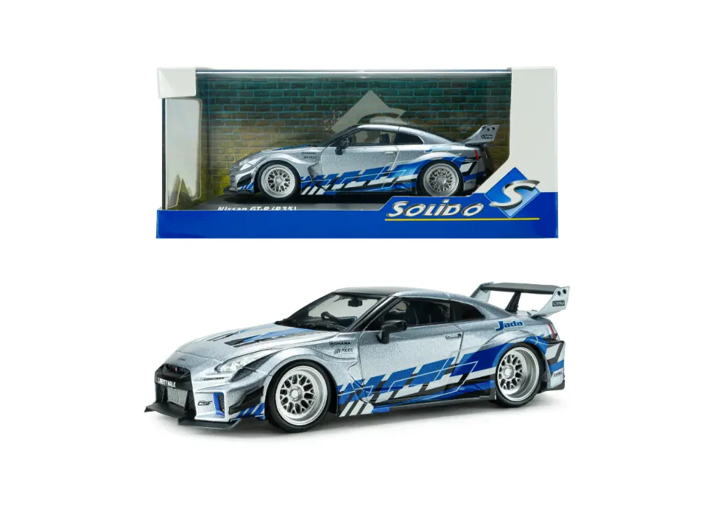 s4311211-nissan-gt-r-r35-liberty-walk-silhouette-silver-and-blue-stripes-2020-11.webp