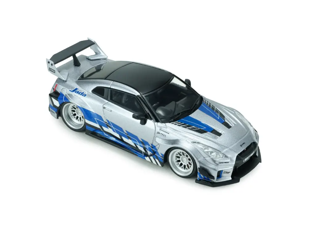 s4311211-nissan-gt-r-r35-liberty-walk-silhouette-silver-and-blue-stripes-2020-10.webp