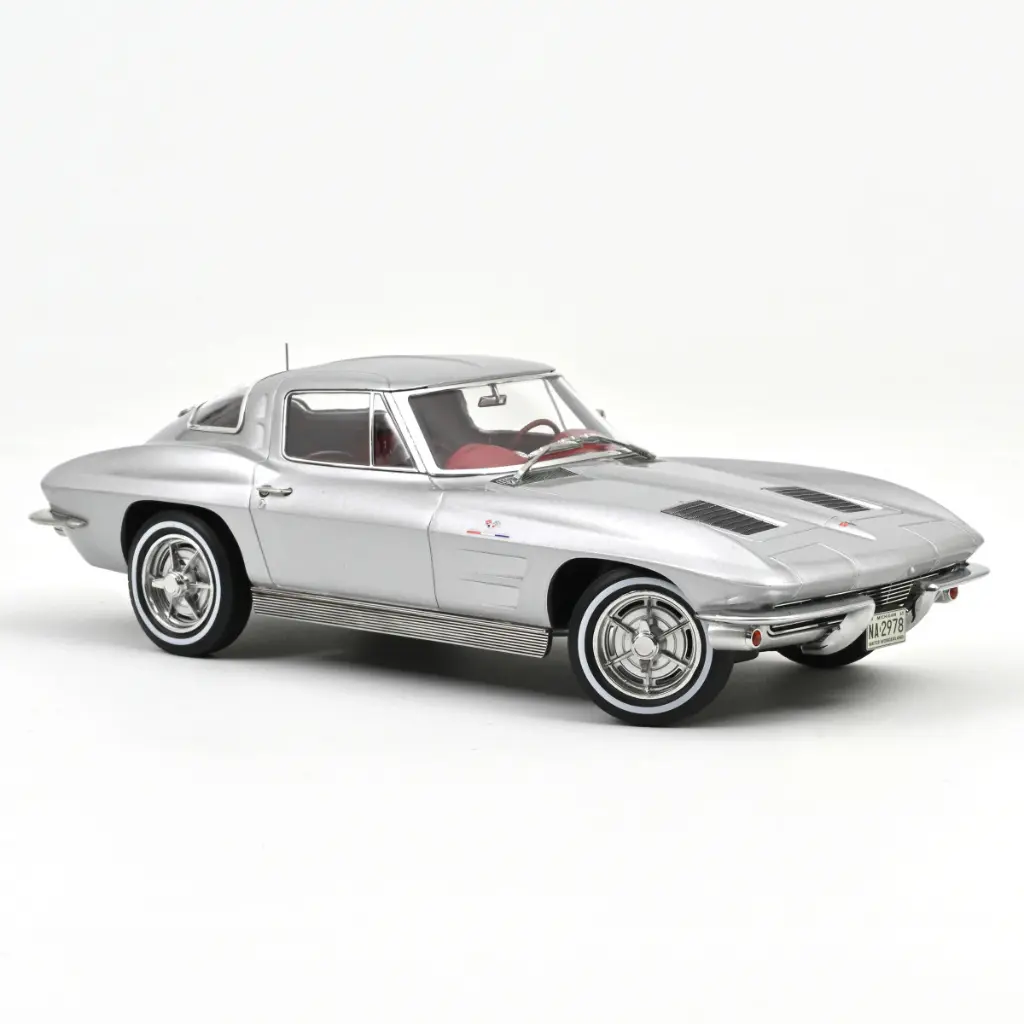 chevrolet-corvette-sting-ray-1963-argent-sebring-1-18 (3).webp