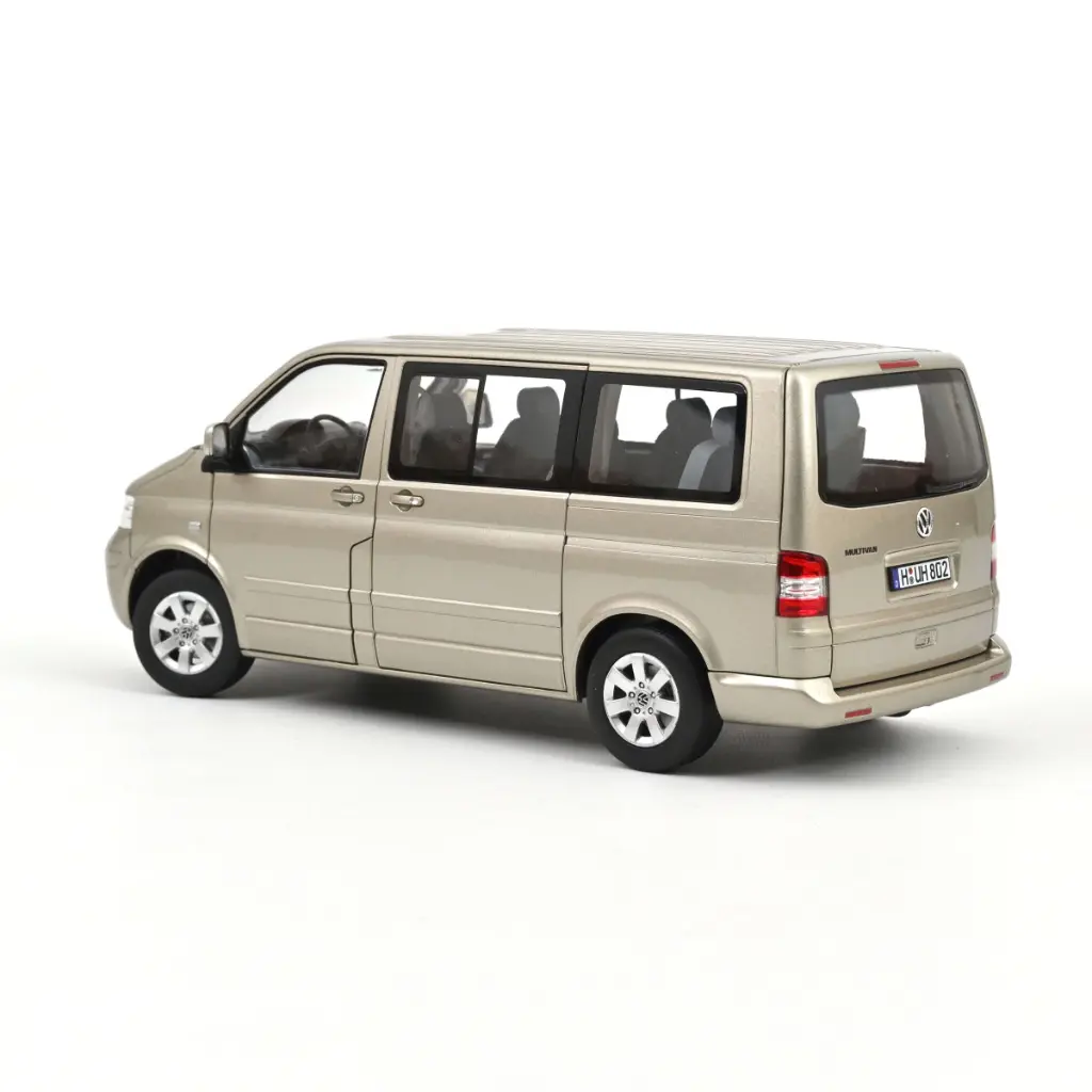 vw-multivan-2003-beige-wheat-metallise-1-18 (10).webp