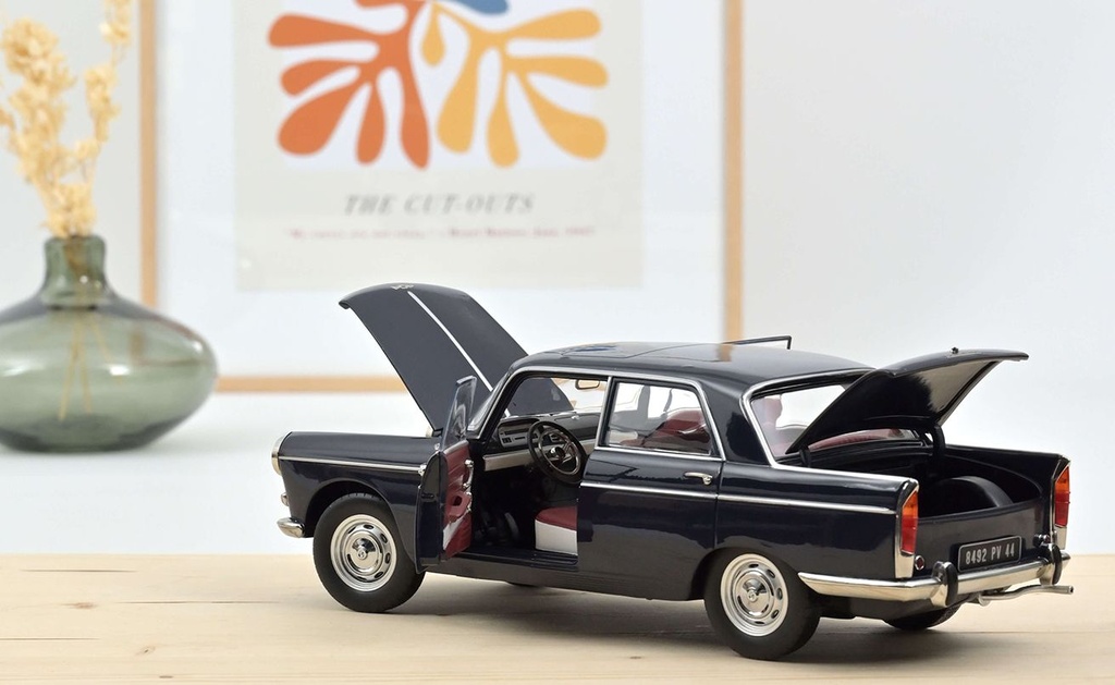 1:18 PEUGEOT 404 - 1965