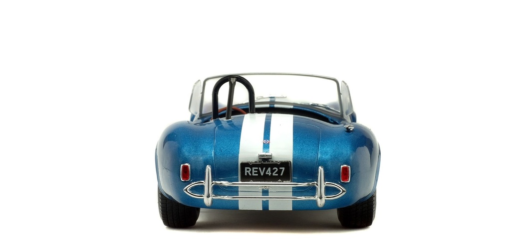 1:18 AC SHELBY COBRA 427 MKII - 1965