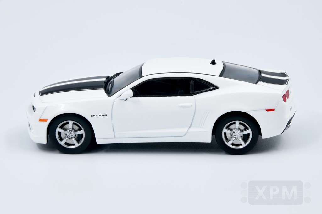 1:43 CHEVROLET CAMARO SS - SALVAT- 2011