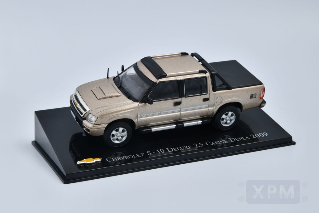 1:43 CHEVROLET S-10 DELUXE 2.5 CABINE DUPLA