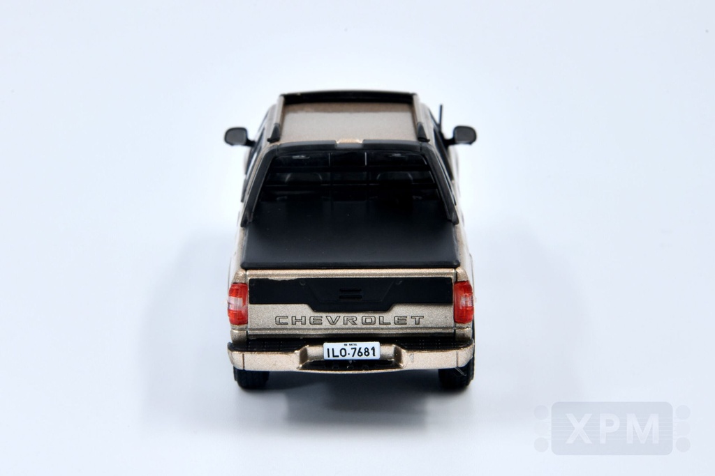 1:43 CHEVROLET S-10 DELUXE 2.5 CABINE DUPLA