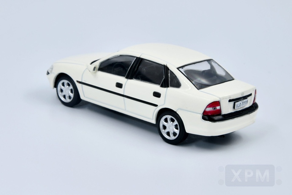 1:43 CHEVROLET VECTRA GLS 2.2 -SALVAT-