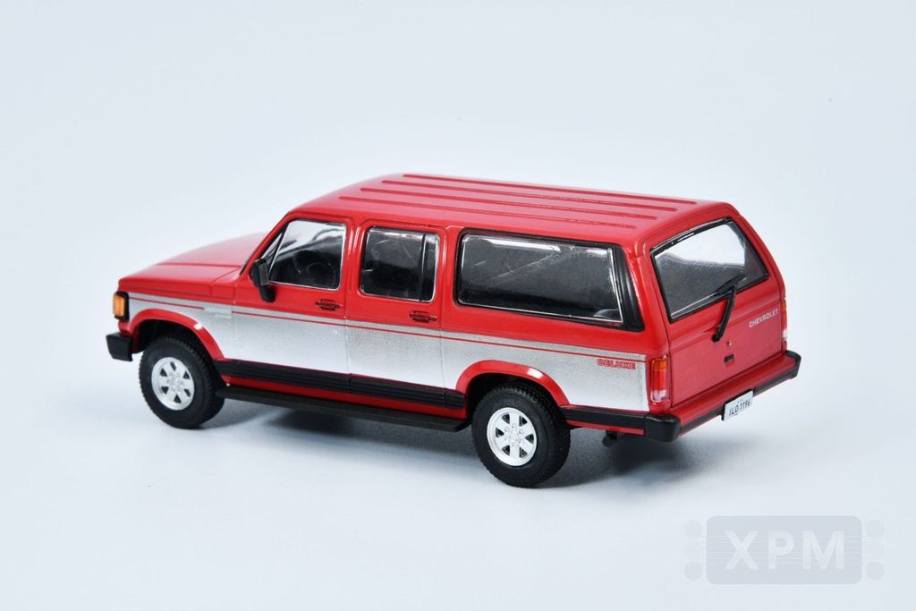 1:43 CHEVROLET Veraneio Custom