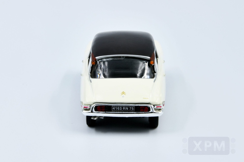 1:43 CITROËN DS 19 - 1957