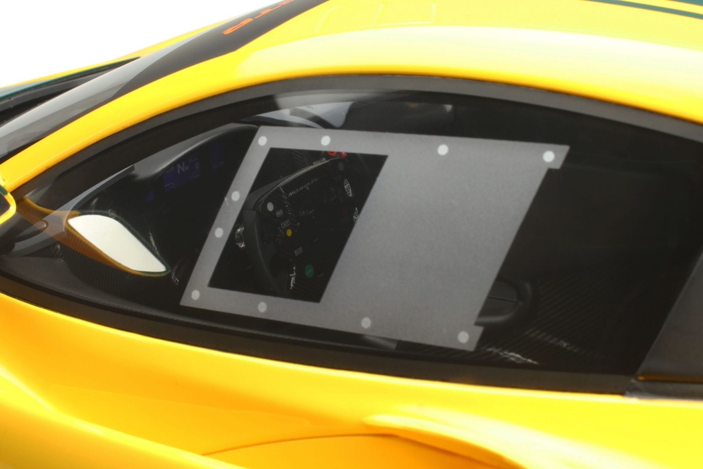 MCLAREN P1 GTR N51 - EDICIÓN LIMITADA A 150 UNIDADES - 2015 + URNA