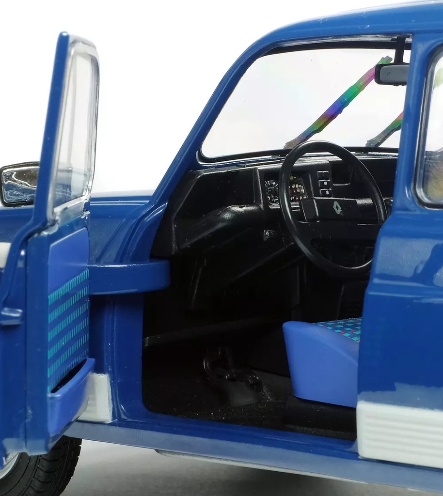 1:18 RENAULT 4L GTL GENDARMERIE - 1978