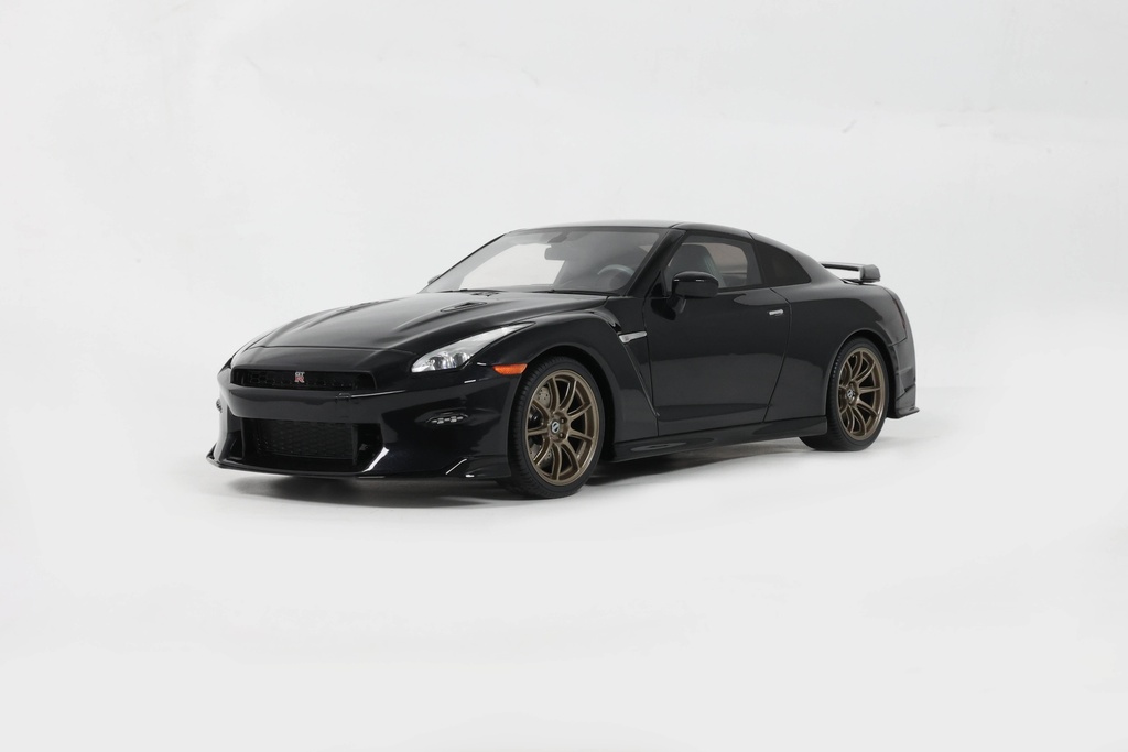 NISSAN GT-R TAKUMI EDITION MIDNIGHT PURPLE - 2024