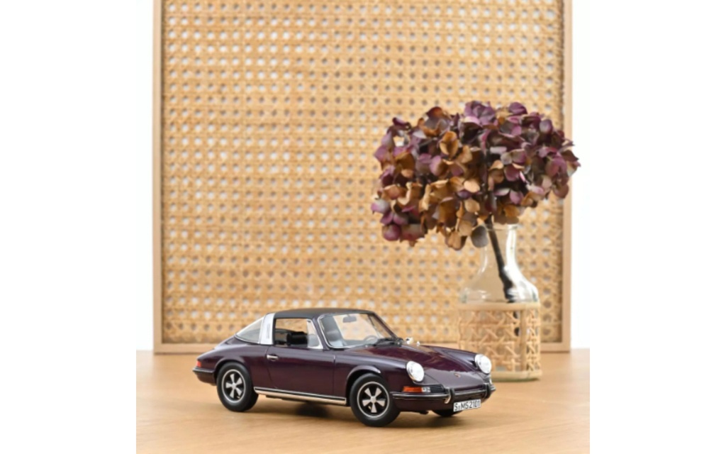 PORSCHE 911 E TARGA - 1971