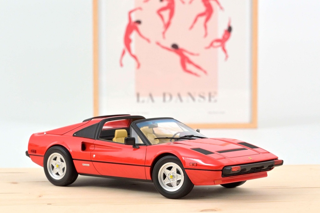 1:18 FERRARI 308 GTS - 1982