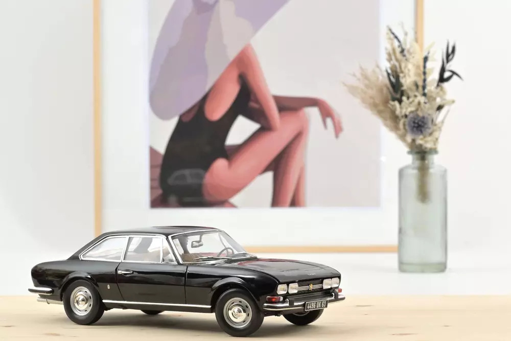 PEUGEOT 504 COUPE- 1972