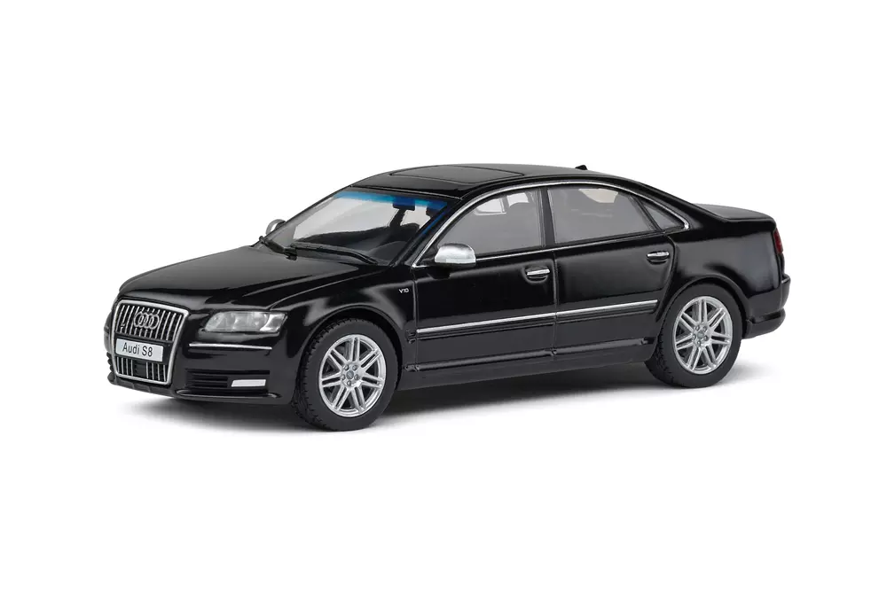 AUDI S8 (D3) – 2010