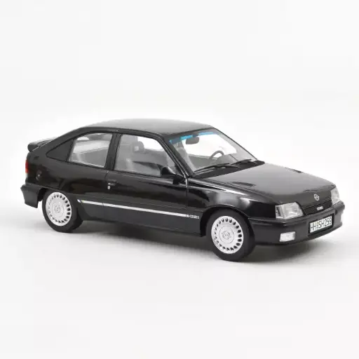 [183617] 1:18 OPEL KADETT GSi - 1991