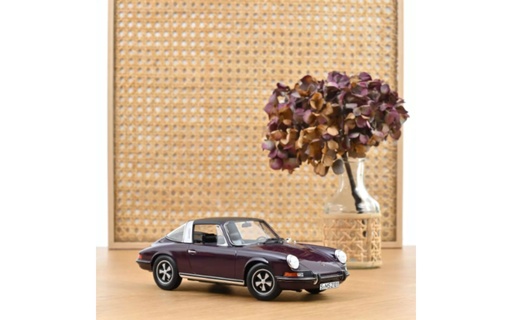 [187644] 1:18 PORSCHE 911 E TARGA - 1971
